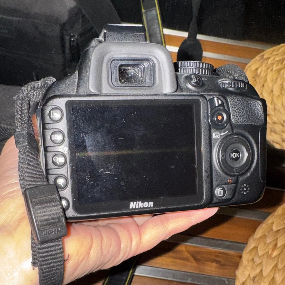 Nikon D3100 DSLR Camera in Black